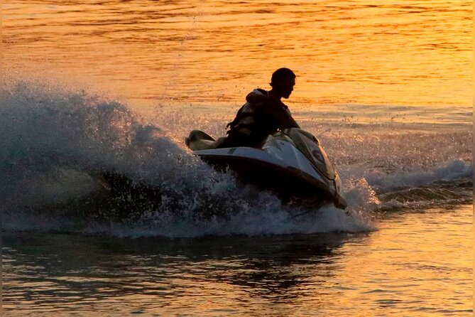 Parasailing & Jetski Water Activities in Montego Bay - What this Montego Bay water tour actually includes