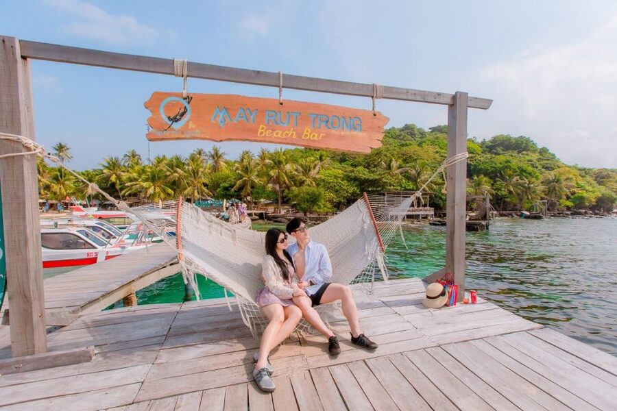 Phu Quoc: Explore 3 islands & Exciting Jetski Combo Tour - Reaching the islands by canoe
