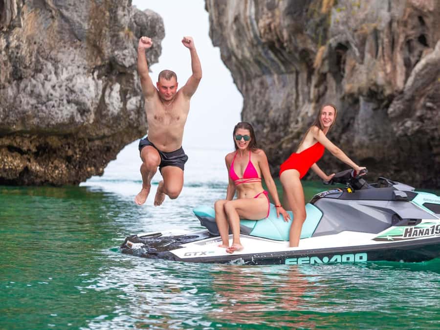 Phuket: 4 Hours Jet Ski Experience Hopping To 6 Islands - Starting at AA Marina and learning to ride