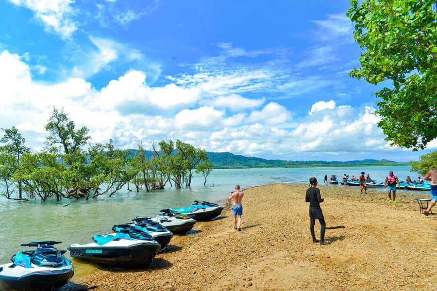 Phuket: 5 or 8-Island Jet Ski Tour with Lunch and Transfer - From Phuket hotel lobby to private pier