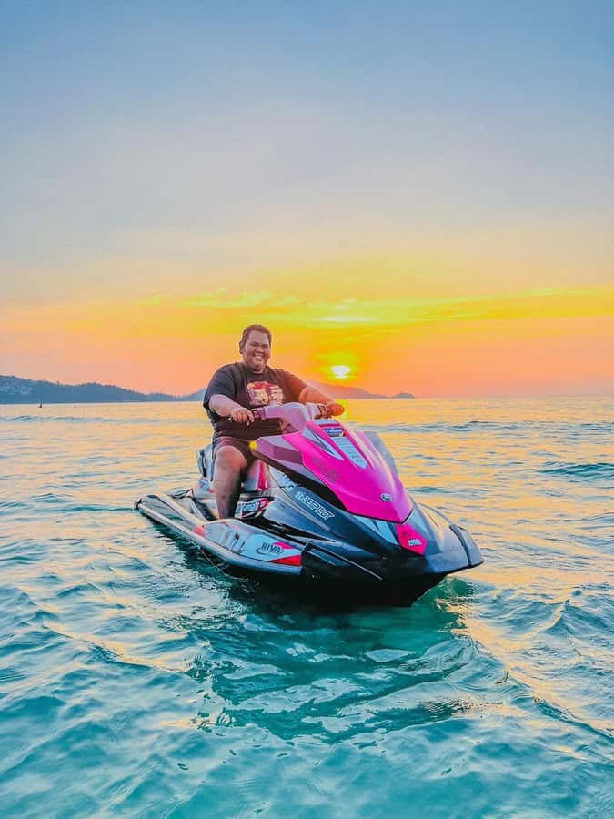 Phuket: E-jetski and water sports patong for rent and tour - Starting at Patong Beach with E-Jetski Patong