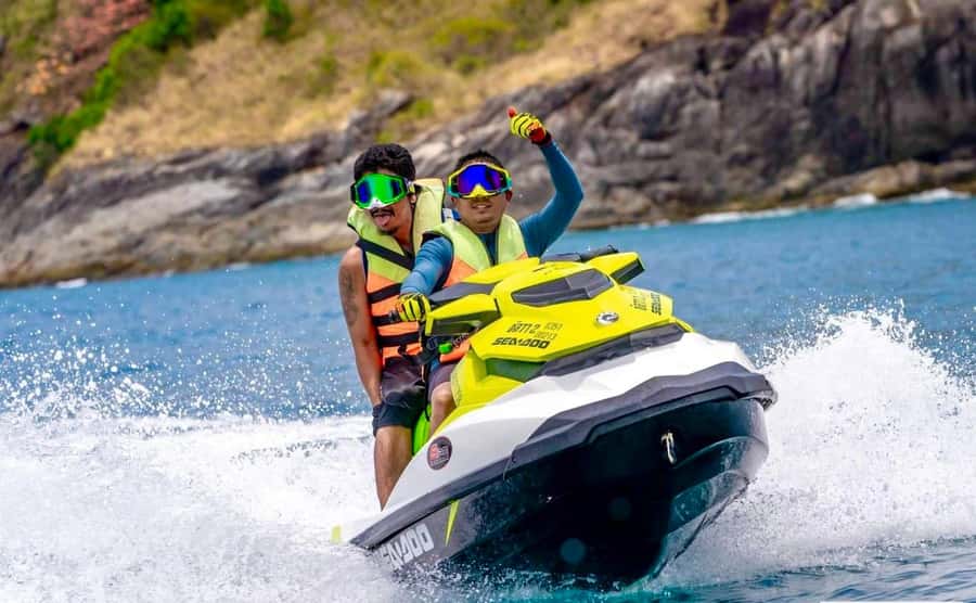 Phuket: E-jetski and water sports patong for rent and tour - The safety briefing comes before the fun