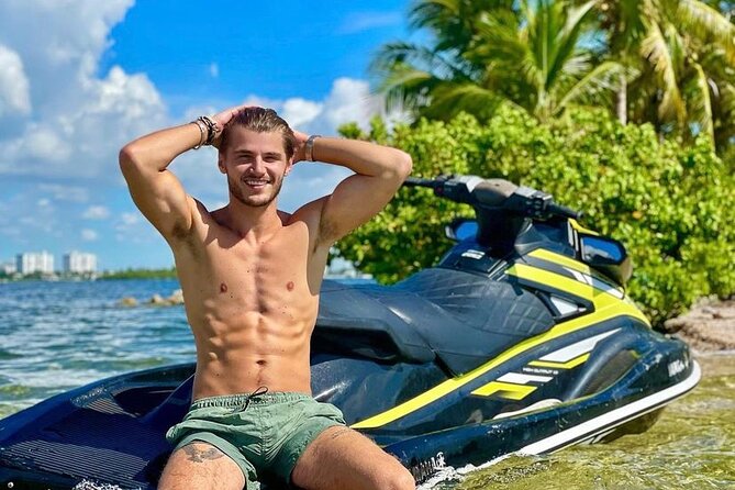 Private Jet ski Excursion in Miami - Getting your jet ski and safety briefing