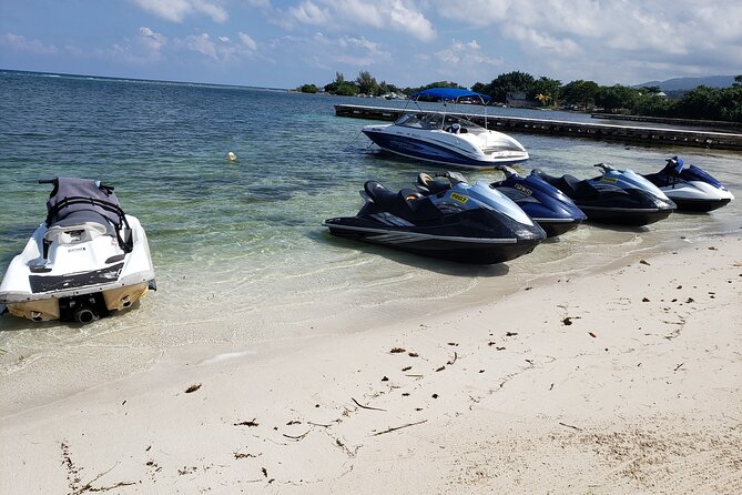 Private Jet Skiing Tour From Montego Bay Jamaica - Getting your first instructions