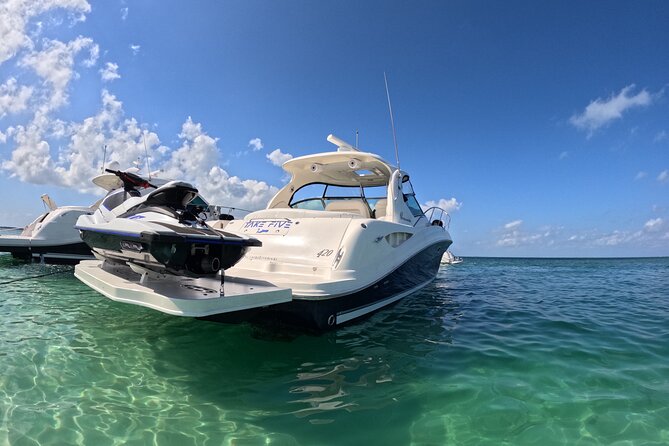 Private Luxury HalfDay w/Jetski Stingray City, Snorkeling & Starfish Beach Tour - A private start at Cayman Islands Yacht Club