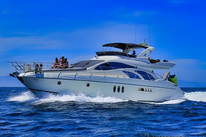 Private Luxury Yacht Chica 55' VIP All Inclusive + Jet Ski - Jet ski time and the included water gear