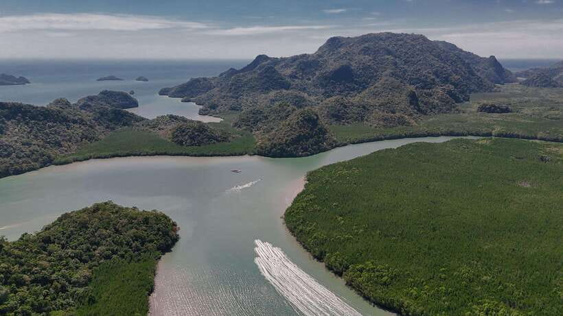 (PRIVATE) Platinum Package Jet Ski Tour Langkawi, Red Ray - Pregnant Maiden Lake and its extra fee