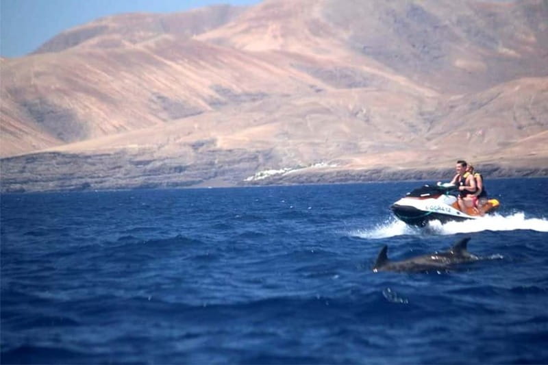 Puerto del Carmen: 40-Minute Jet Ski safari on Playa Chica - Starting at Playa Chica in Puerto del Carmen