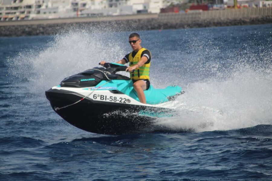 Puerto del Carmen: Single or Double Jet Ski Rental - Why the Staff Make a Difference
