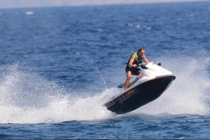 Santorini: Perivolos Beach Jet Ski Rental - The Safety Briefing Comes First