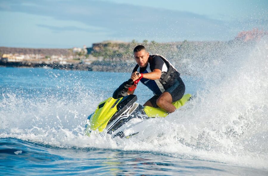 St. Julian's: Jet Ski Rental in St. George's Bay - Riding solo or with a passenger