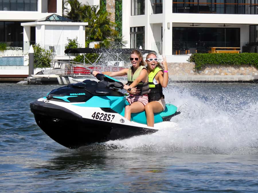 Surfers Paradise: 1-Hour Jet Ski Tour - Choosing between a cruise and full throttle