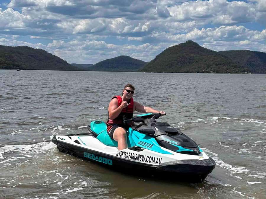 Sydney: 1 hour Jet Ski Safari - Learning to handle the jet ski before the river run