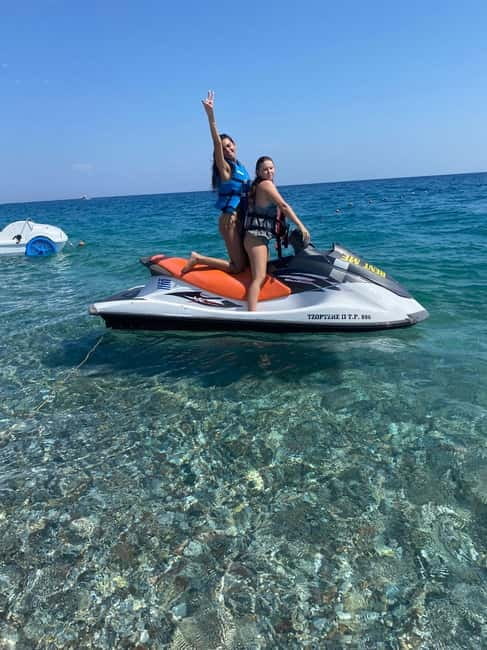 Traganou Beach: Yamaha Jet Ski Rental - Arriving at Traounou Watersports on Traganou Beach