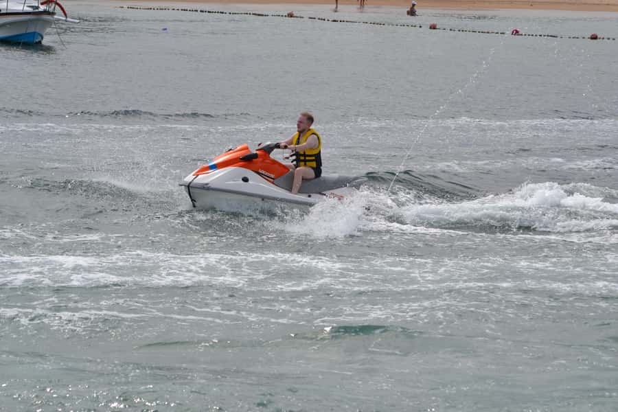 Triple Package Self Drive Jet Ski, Banana & Parasailing - Staff, photos, and the small extras