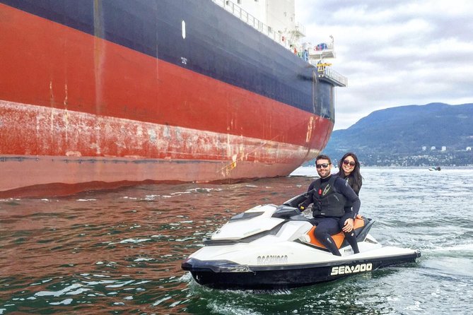 Vancouver Jet Ski Rental from Granville Island - Pam Rocks and the search for wildlife