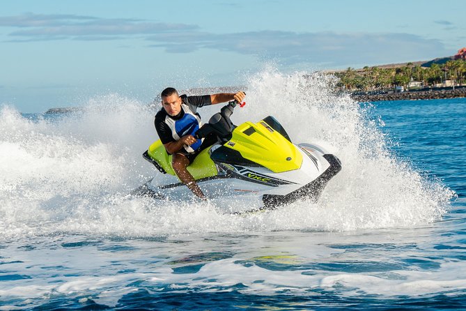 Waters Sport Package with 40 min. Jet Ski and Parasailing 1 person - Two Tenerife water sports in one booking
