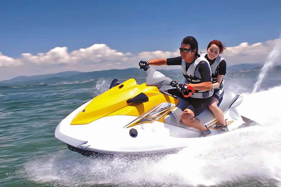 Watersport Bali: Banana Boat, Parasailing, JetSki + Spa Bali - Three water activities on Bali’s southern coast